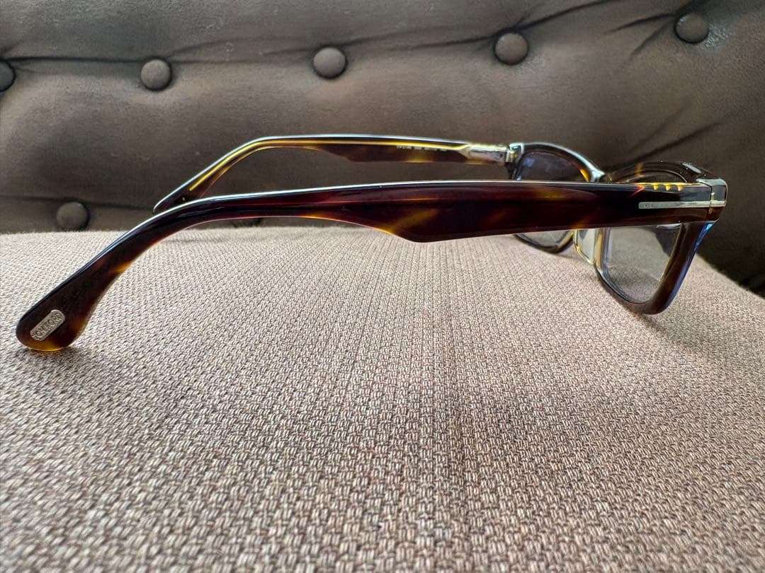 TOM FORD TF5146 サングラス ケース付き