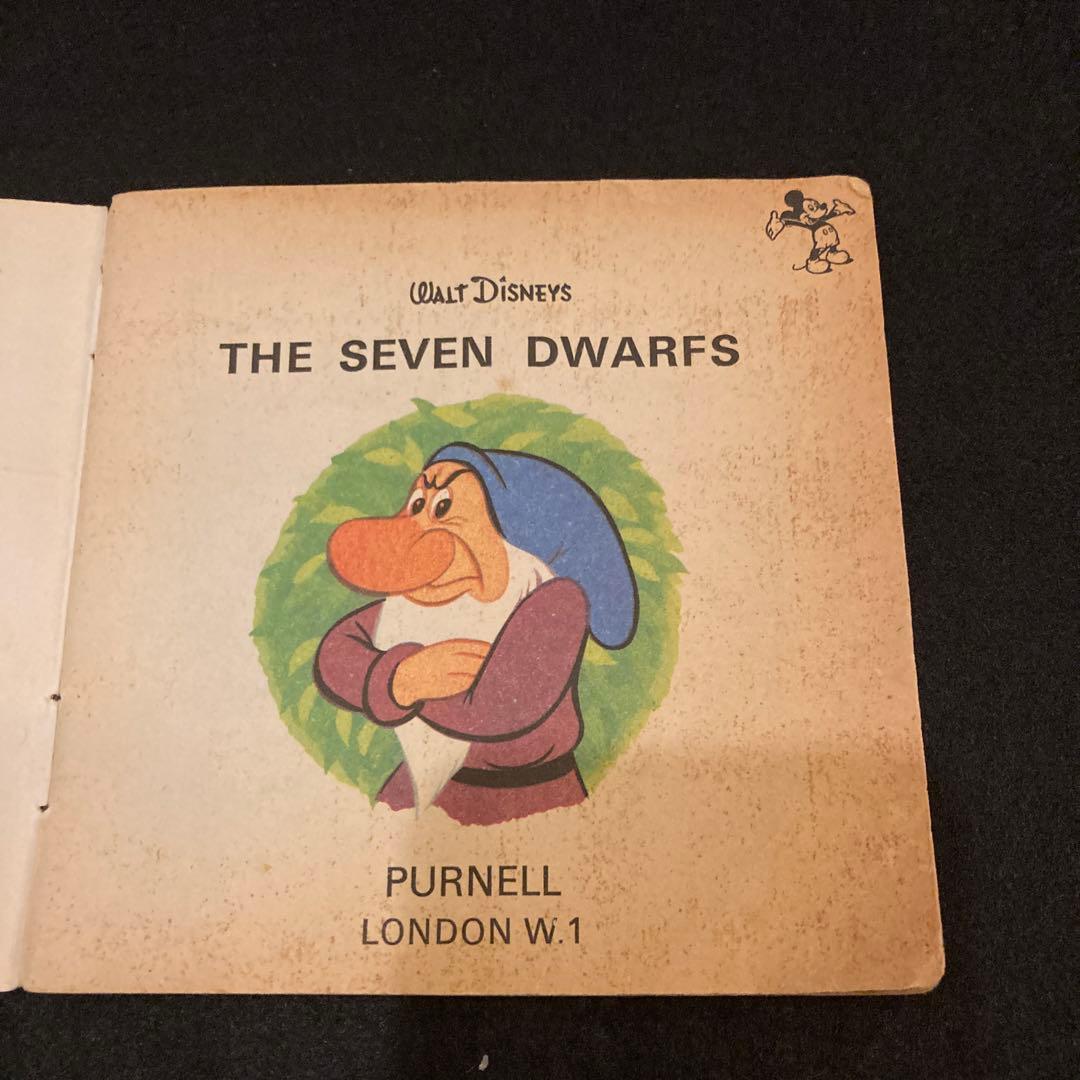 白雪姫のいない7人のこびと　英語　英国製　1970出版 ビンテージ　古本