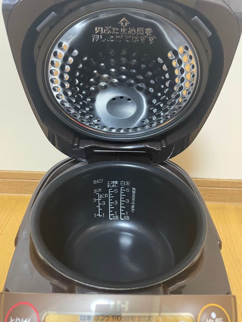 象印 NW-VA10 炊飯器 5.5合炊き IH式 動作確認済み 豪熱沸騰IH