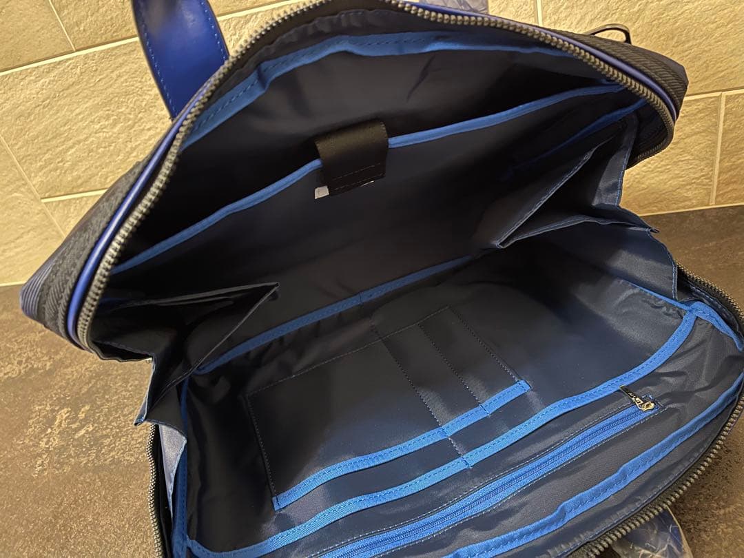 【新品】LANVIN en Bleu　ビジネスバッグ　紺　27,500円