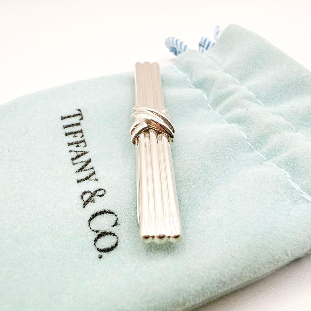 2527-2 【保存袋付き　美品】Tiffany タイピン シグネチャー