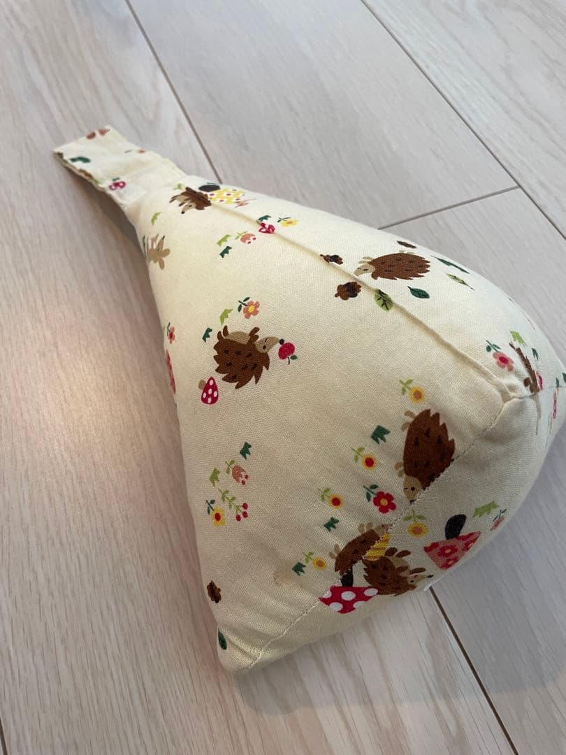 天使の寝床　まるまる育児一式　むきぐせ防止クッション