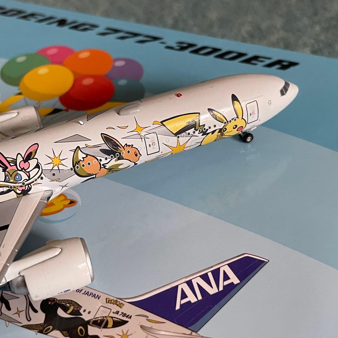 ANA 全日空 777-300ER ポケモン イーブイジェット スタンド付き