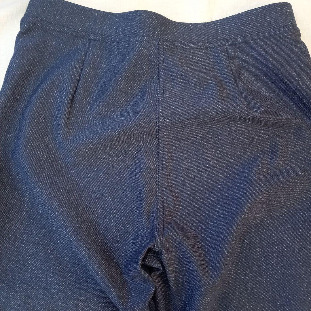 スーパービューティー　デニム風裏起毛パンツ　42サイズ　新品タグ付き