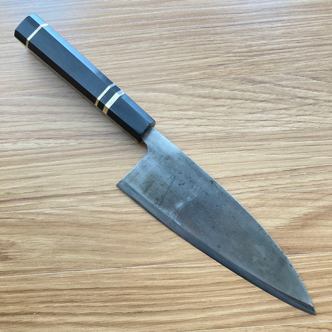 【二唐刃物 よし久】 高級黒檀柄 相出番 薄出刃 刃渡18cm 厚4mm