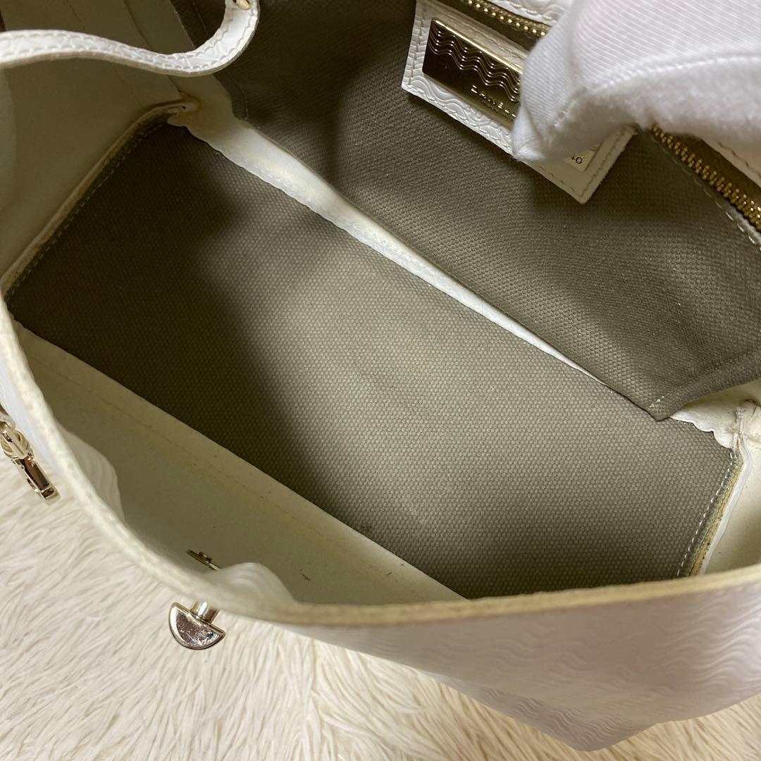 ザネラート ポスティーナ レザー ターンロック ハンドバッグ 2WAY 美品