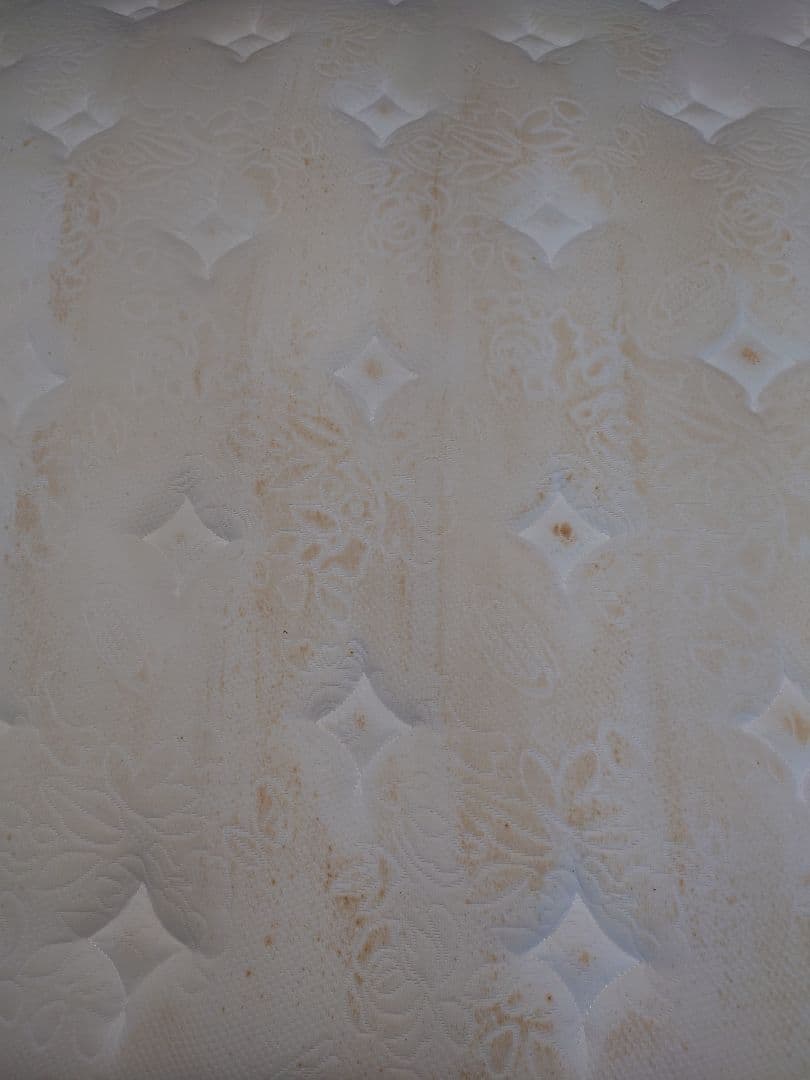 シモンズ ニューフィット プレミアム クイーン 6.5インチ 出品は5/16まで