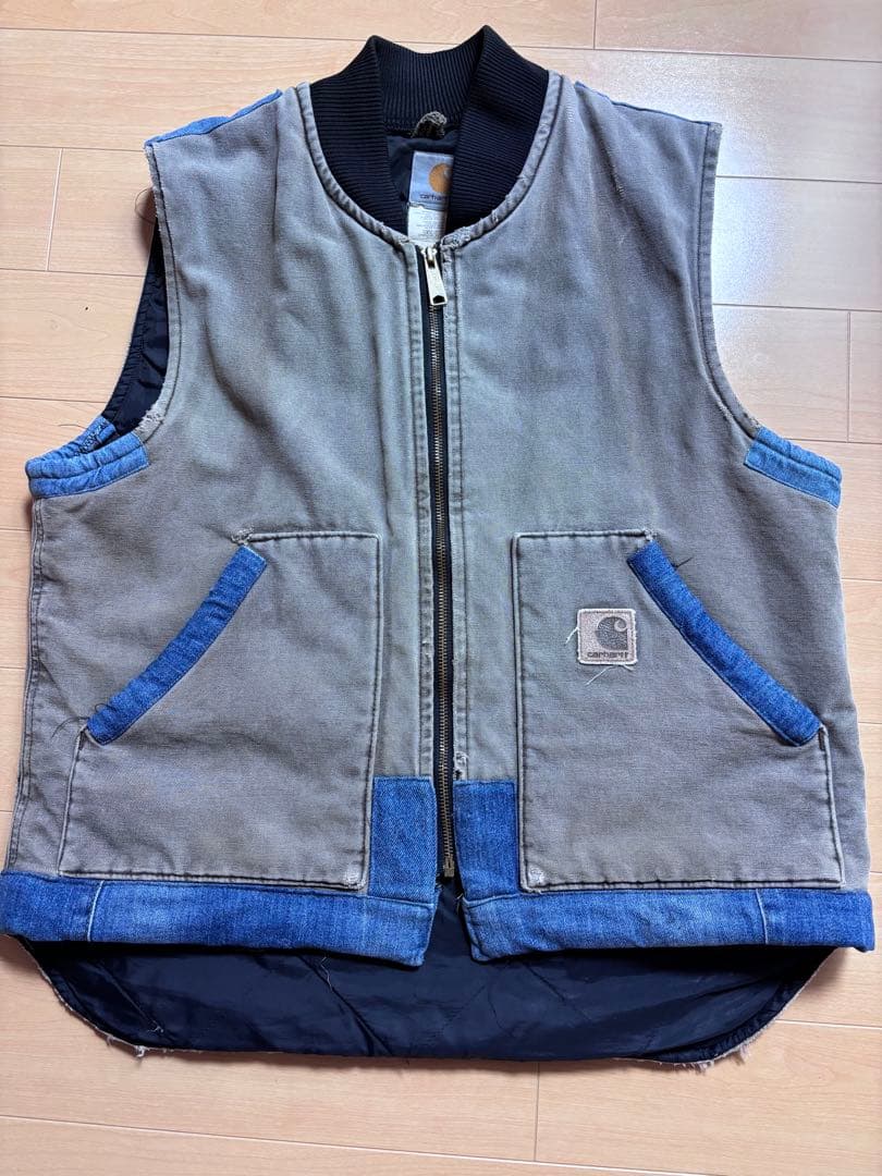 USA製　Carhartt ダックベスト　カーハート