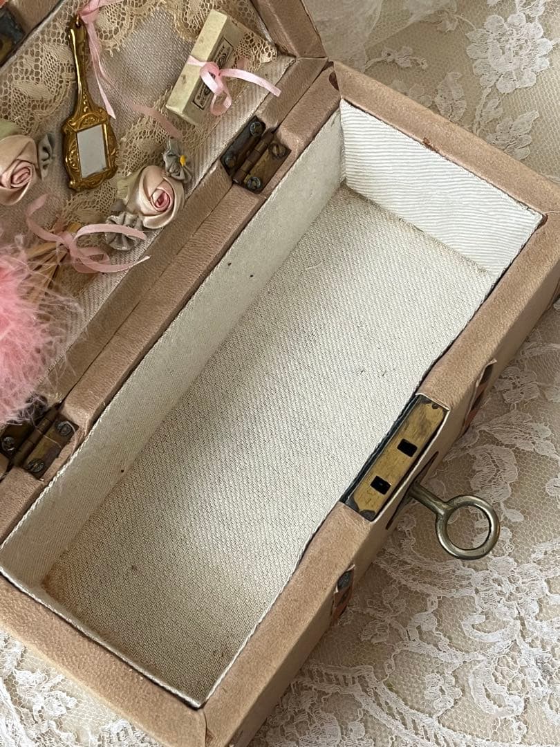 アンティークヴィンテージビスクドールミニョネット ボックスローズリボンレース