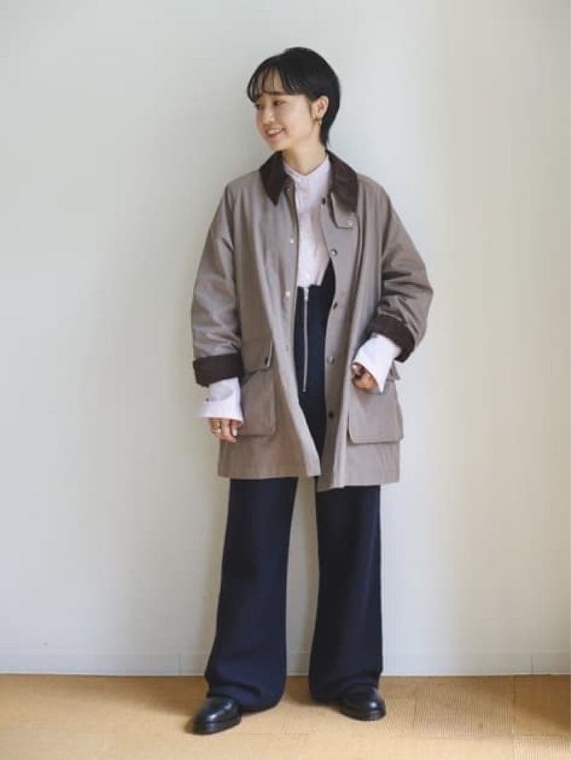 【新品タグ付】ハーフコート ライトベージュTOMORROWLAND ¥39600