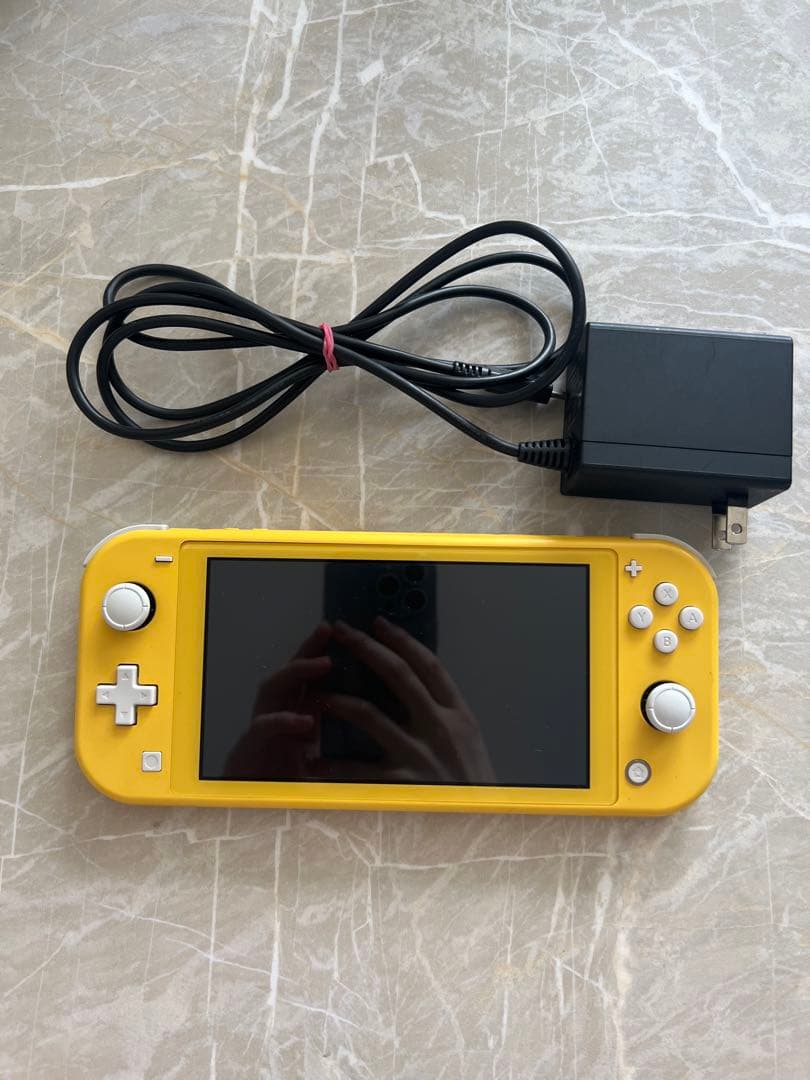 ★ジャンク品★Nintendo Switch Lite イエロー 本体