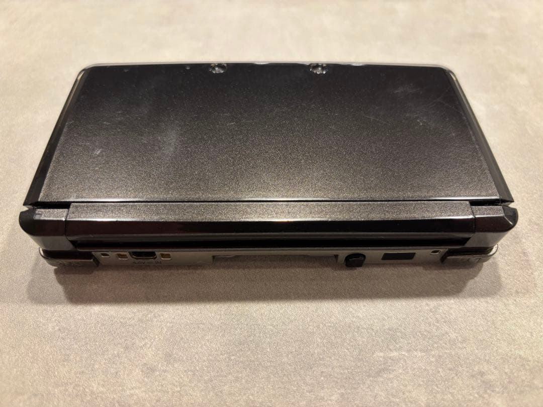 【即購入可】ポケットモンスター　サン ニンテンドー3DS本体・充電器付