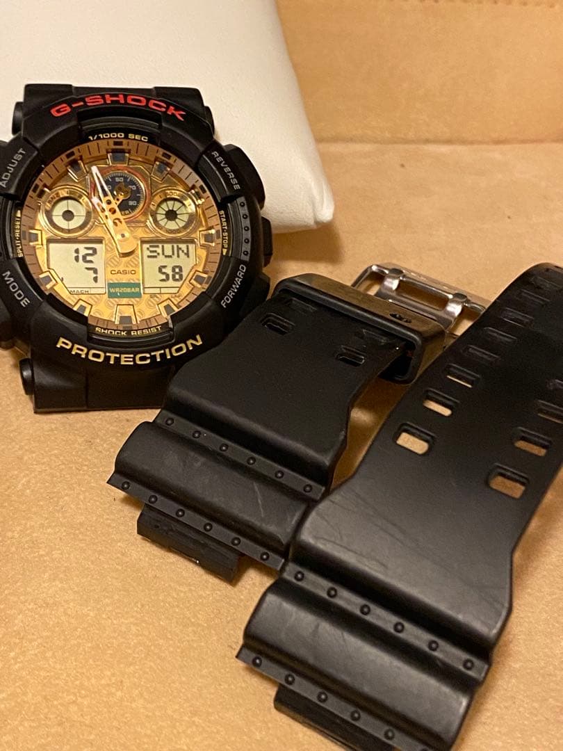 専用出品！【 希少　金ピカ招き猫　美品　電池新品 】ゴールド GA-100TMN