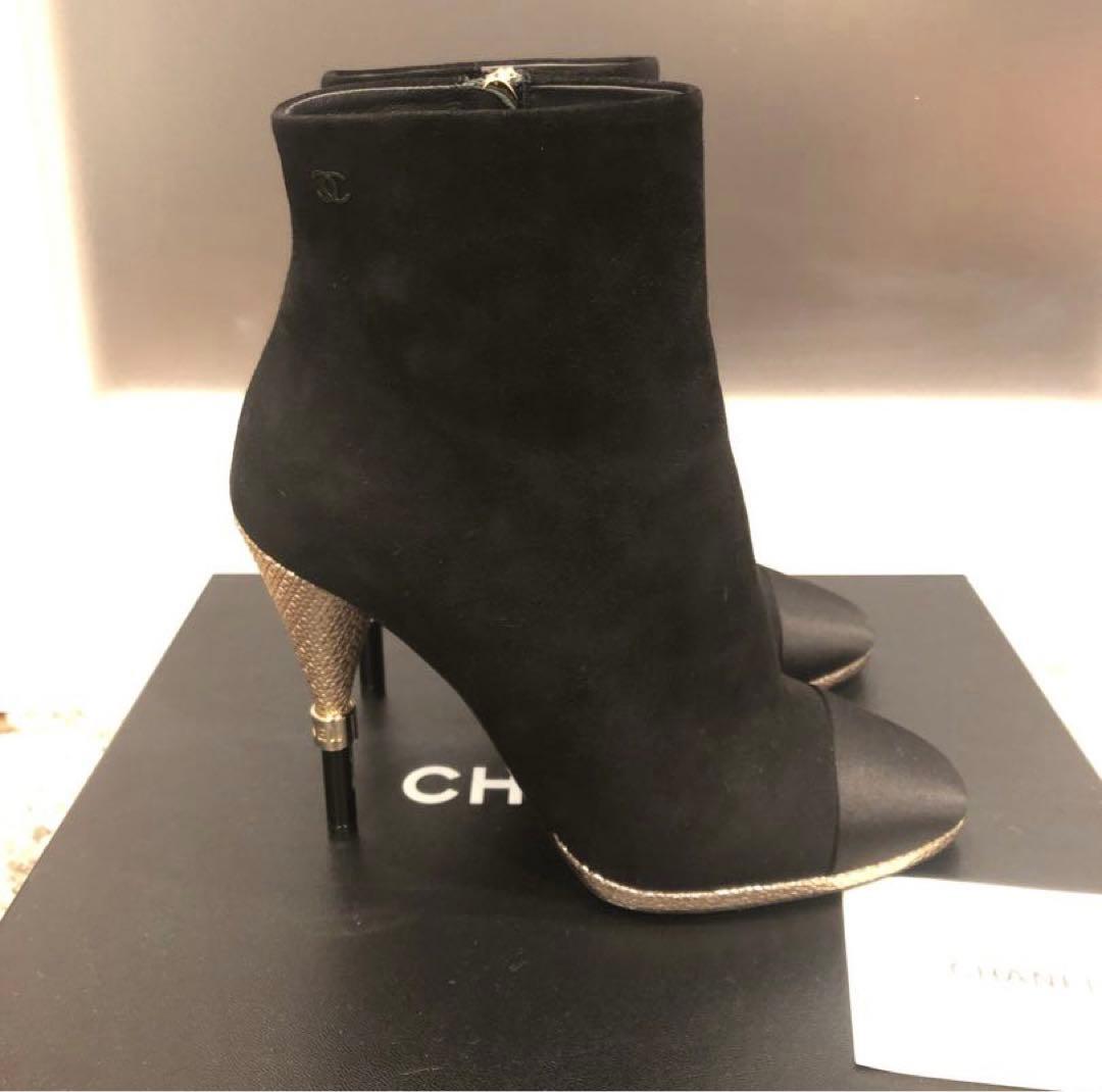 CHANEL シャネル ショートブーツ スエード生地