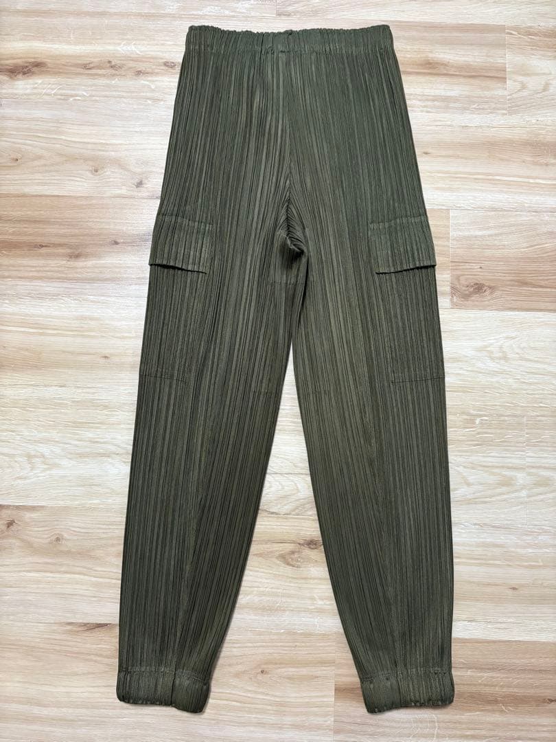 プリーツプリーズ PLEATS PLEASE カーゴパンツ カーキ 3