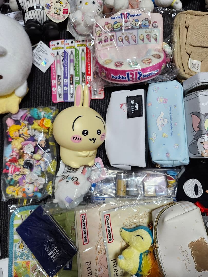 し*ー様 ポケモン　ちいかわ　サンリオ　メモ帳　筆箱　糸　すみっコぐらし　まとめ