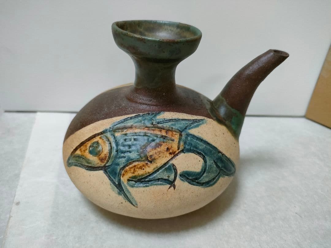 やちむん金城次郎　 人間国宝 カラカラ 希少☆　骨董品物