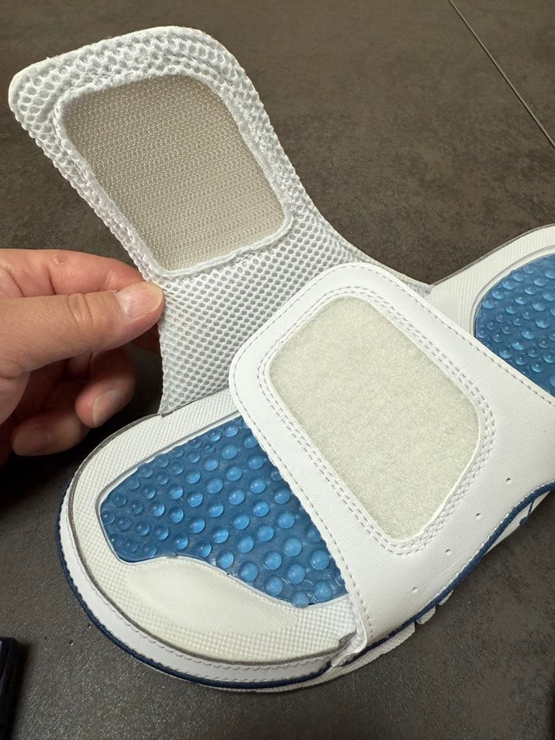 靴 Nike Jordan Hydro 4 Retro \"Off White/