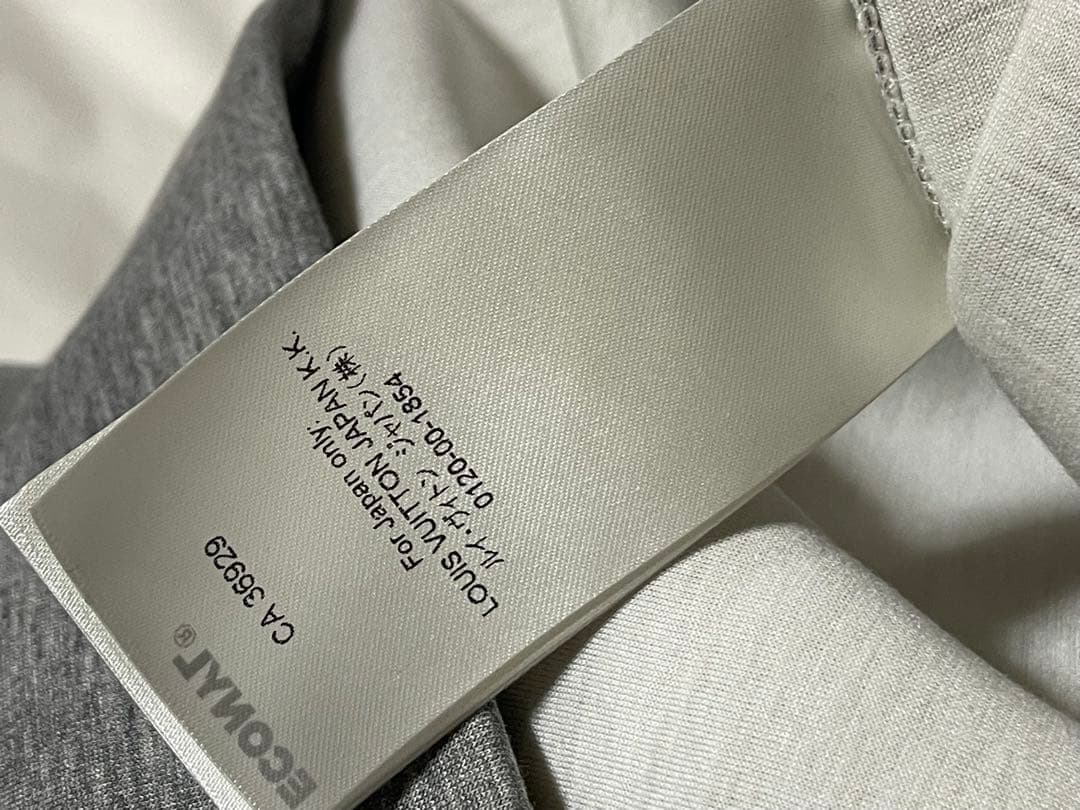 今期　ルイヴィトン　トレーナー