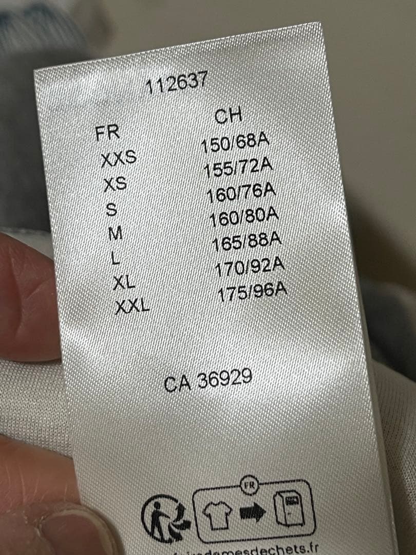 今期　ルイヴィトン　トレーナー