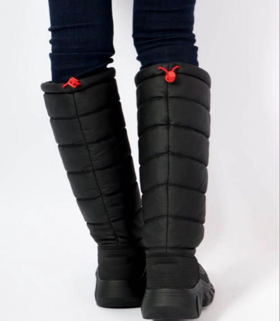 【新品・未使用】　HUNTER スノーブーツ　25cm相当（EU39／UK6）