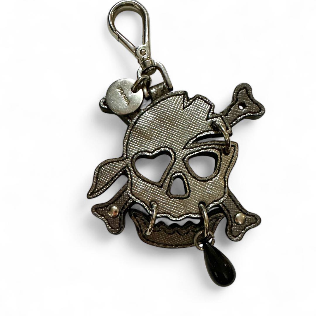 ☆PRADA ☆プラダ☆スカル ☆キーホルダー☆キーリング☆美品☆廃番品☆