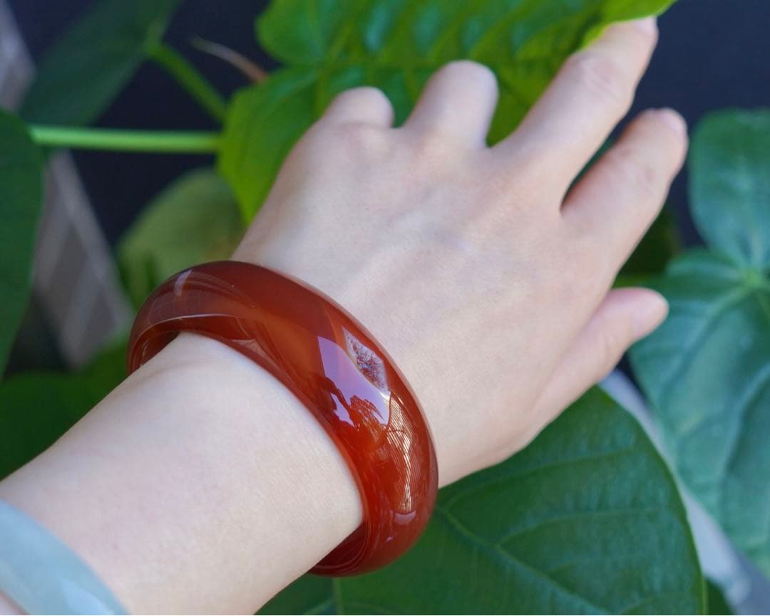 ❄メノウ カルセドニー 玉髄 バングル　腕輪　 新品 0058