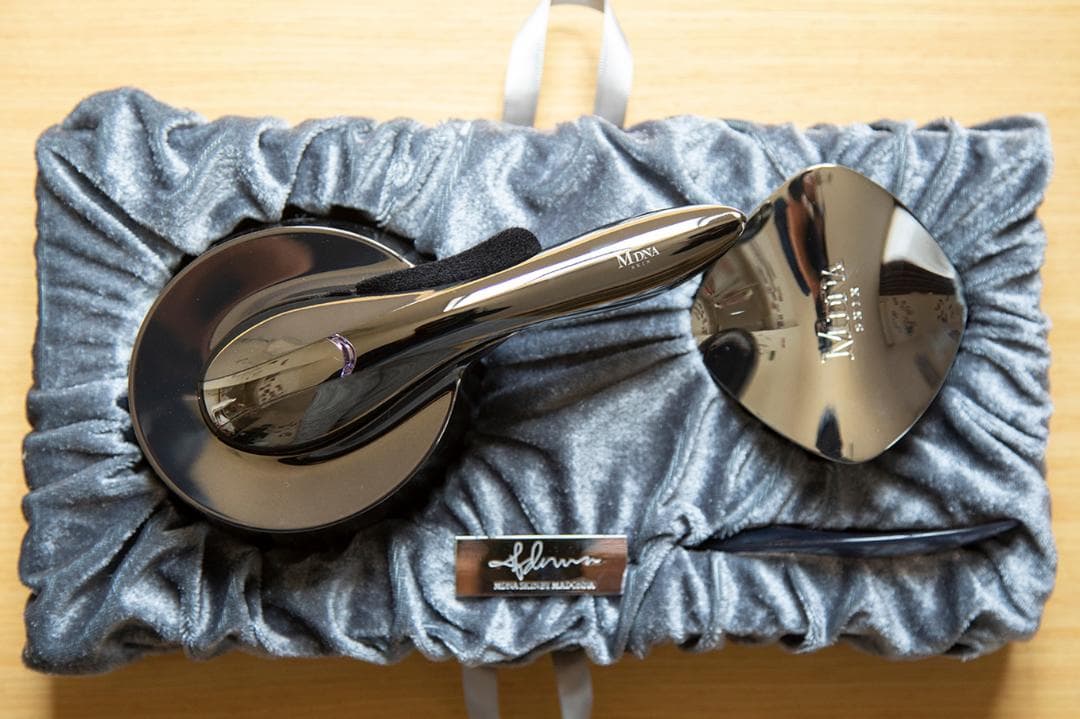 MDNA SKIN リジュビネーターセット