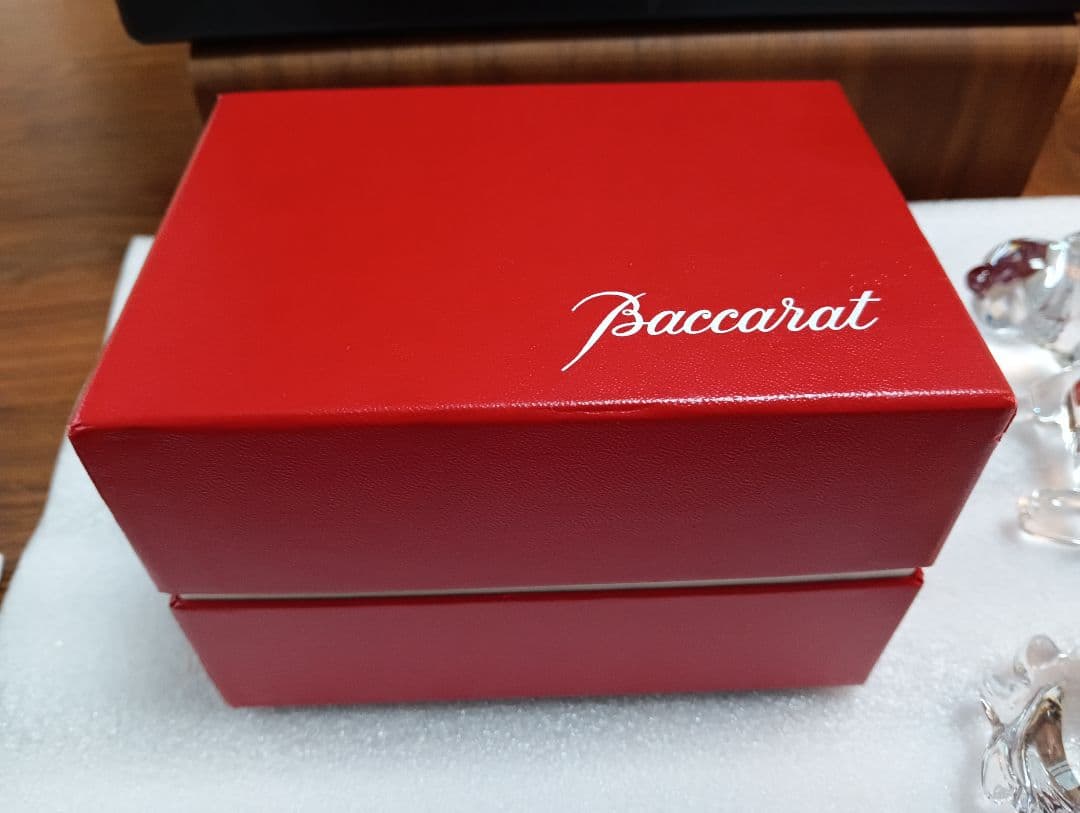 バカラ　ガラス　スヌーピー