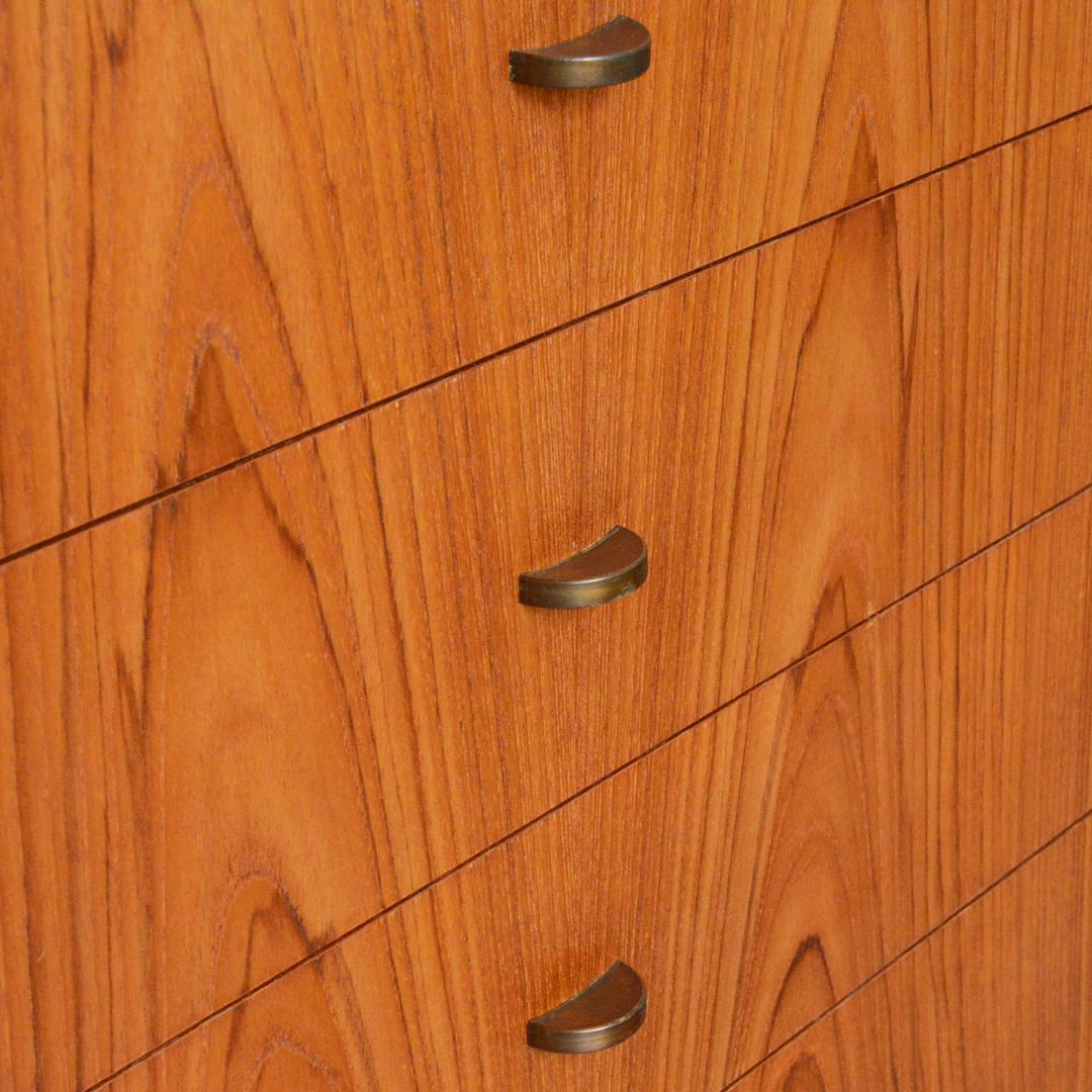 Okinawa　デンマーク チーク４段スモールチェスト 北欧家具 真鍮把手