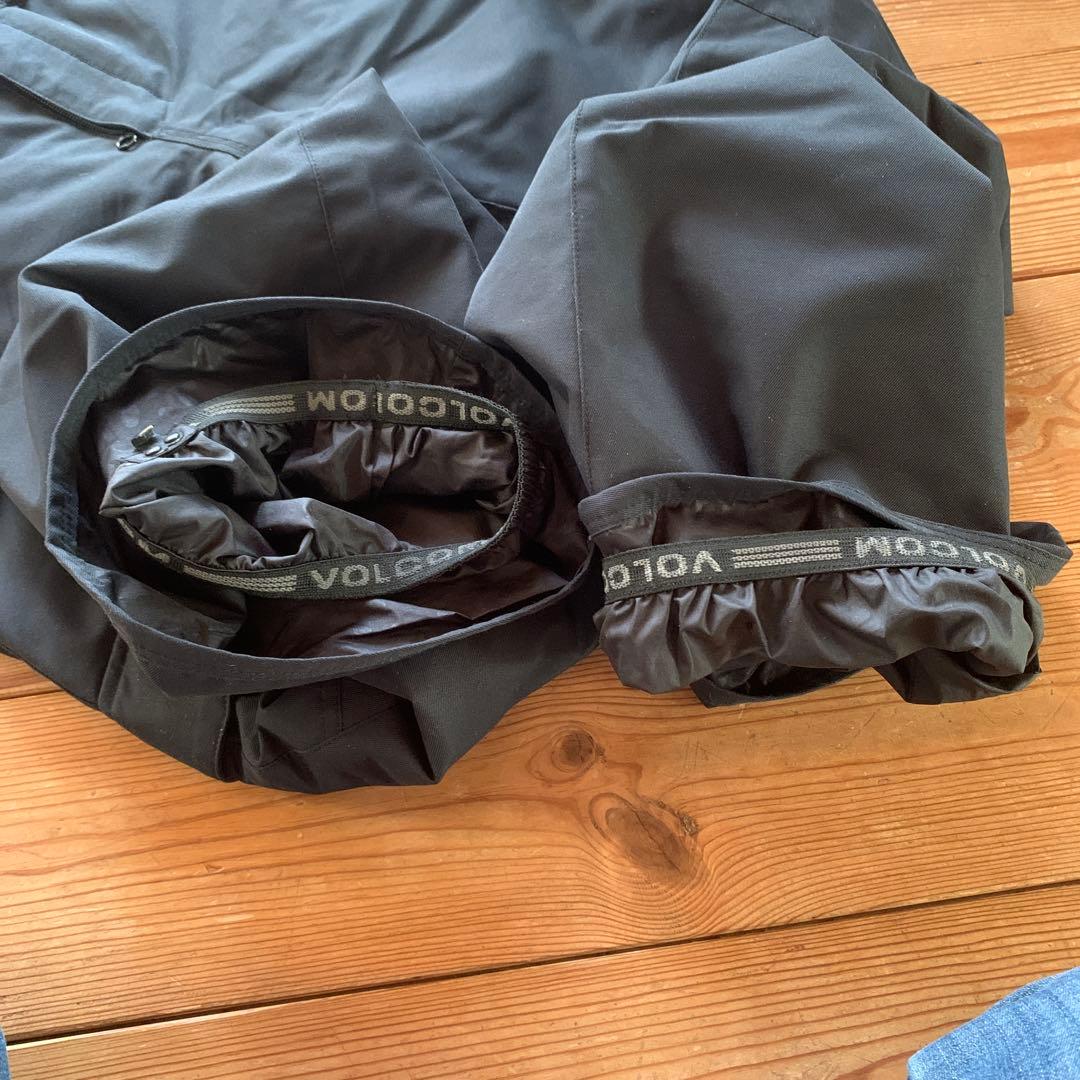 最終値下げ！VOLCOM スノーボードウェア上下女性用M Tranceゴーグル付