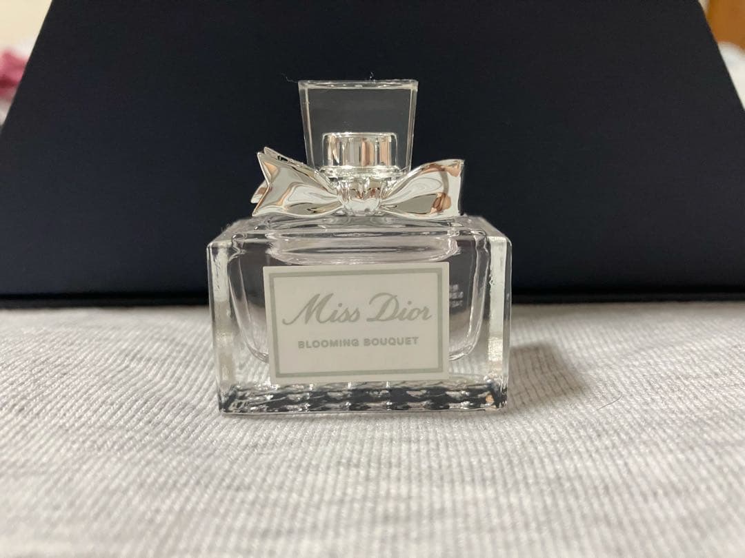 値下げ！Diorクリスマスコフレモンテーニュホリデー2022