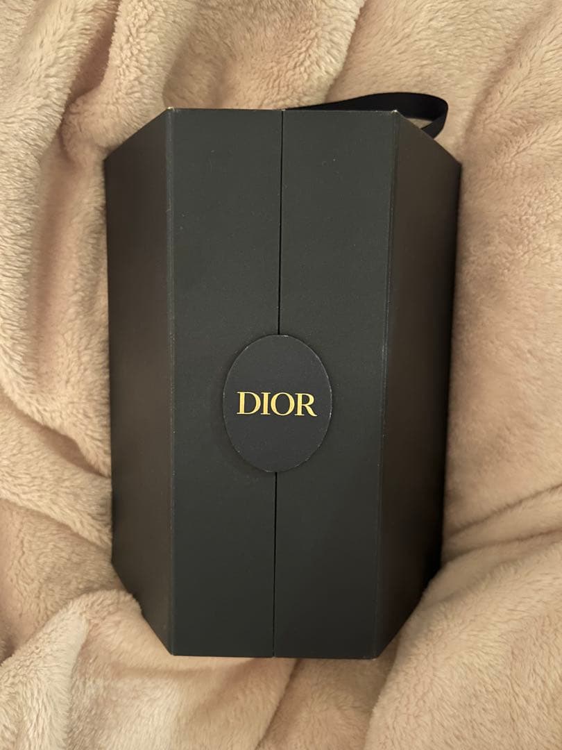 値下げ！Diorクリスマスコフレモンテーニュホリデー2022