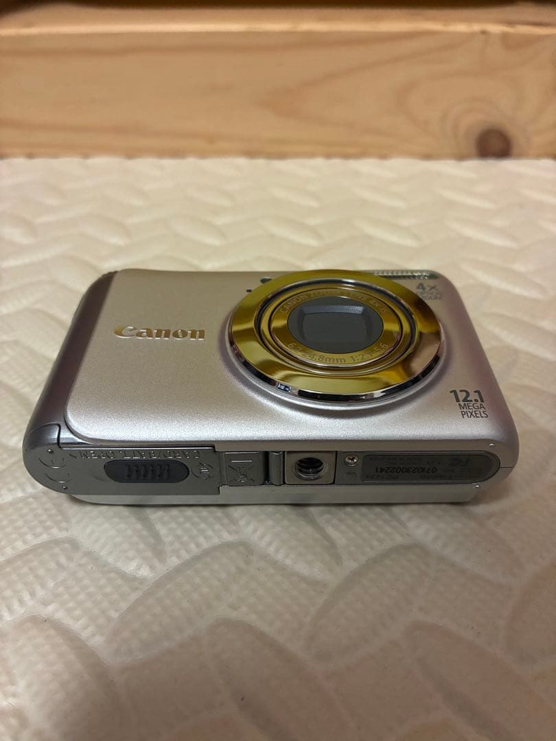 未使用品　canon&キャノン　A3100 デジタルカメラ