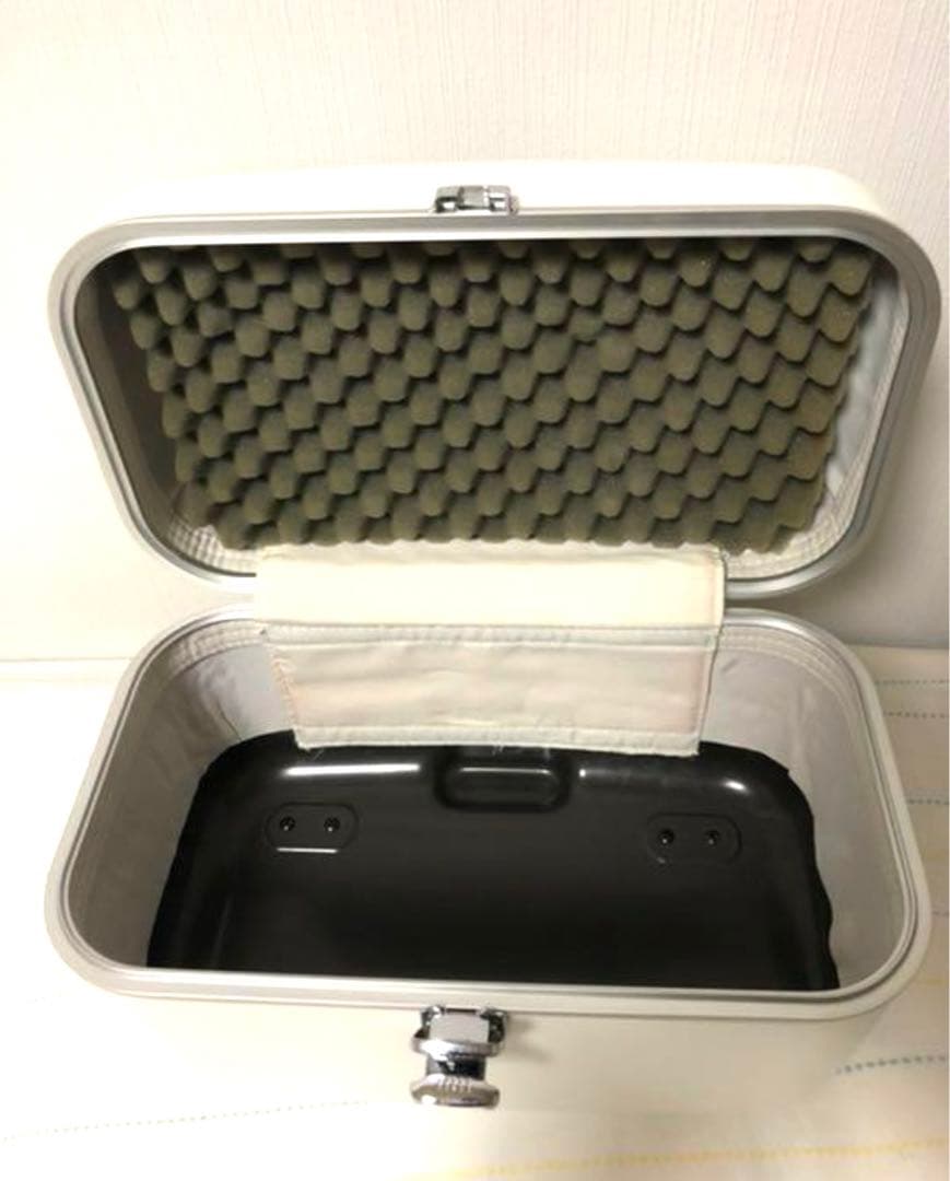 大幅お値下げ【Cell Shot】 美顔器✨セルショット✨ 定価 34万円❗️