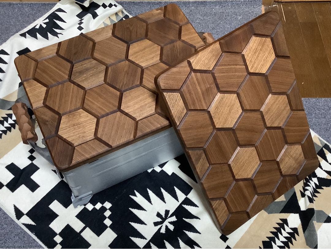 河乃屋様オーダー品　シェルコン25用天板　ヘキサゴン柄142ウォールナット