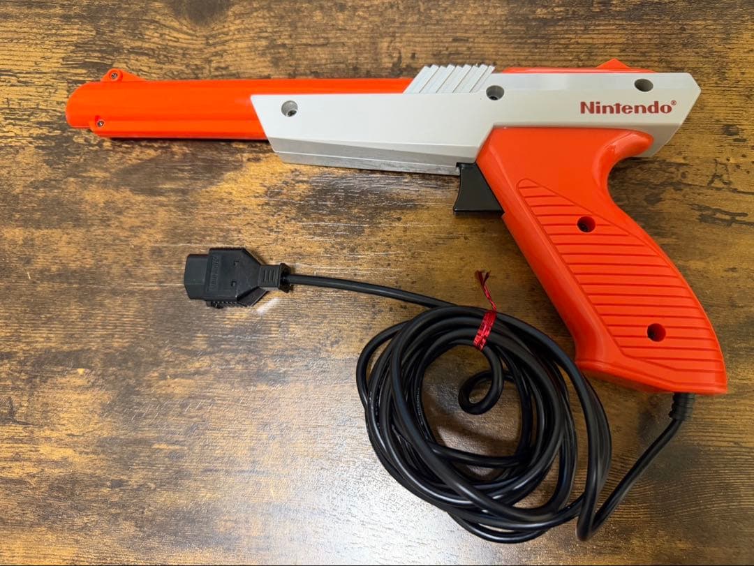 その他 1985 NES Zapper Nintendo