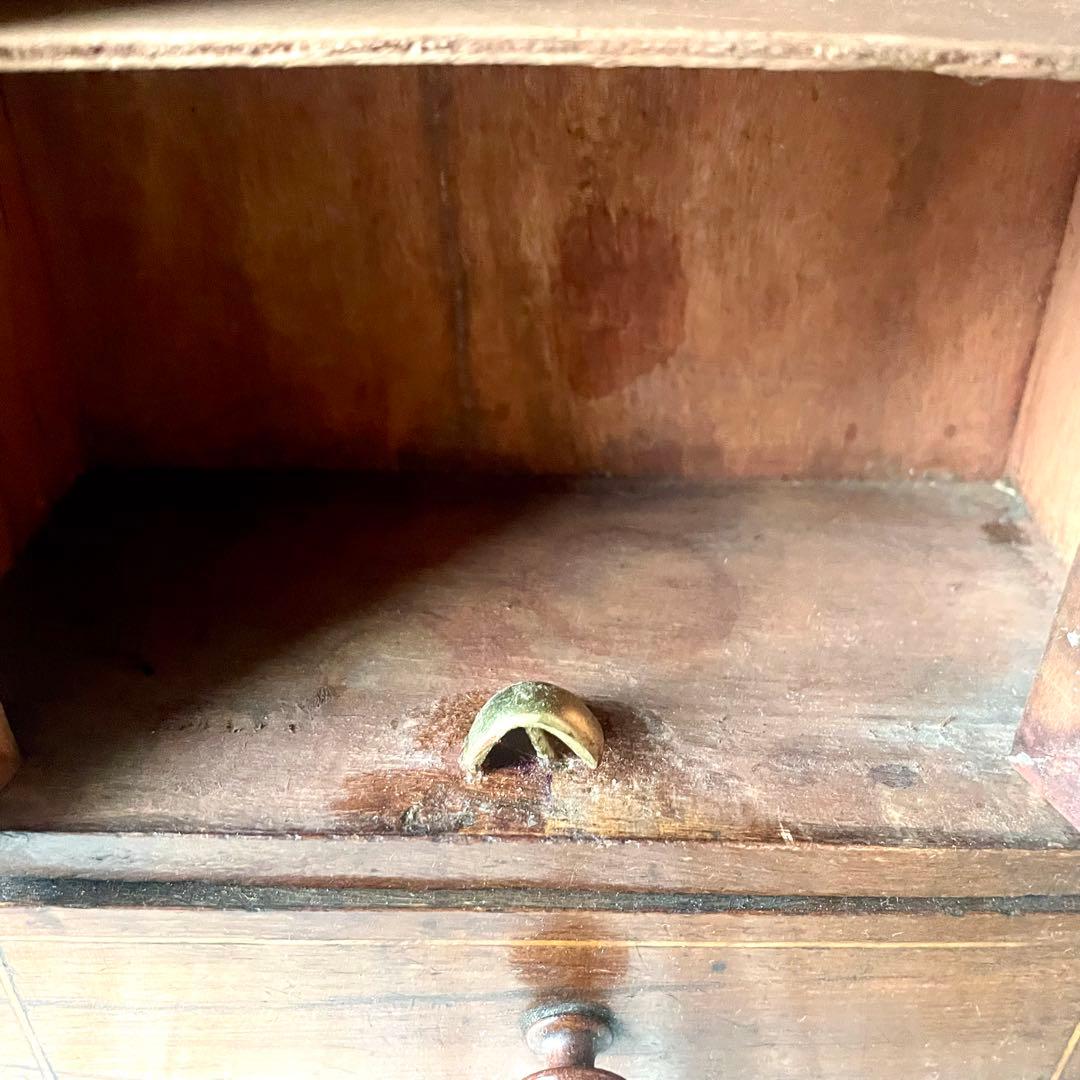 ドールキャビネット　フランスアンティーク　カップボード　ディネット　引き出し付き