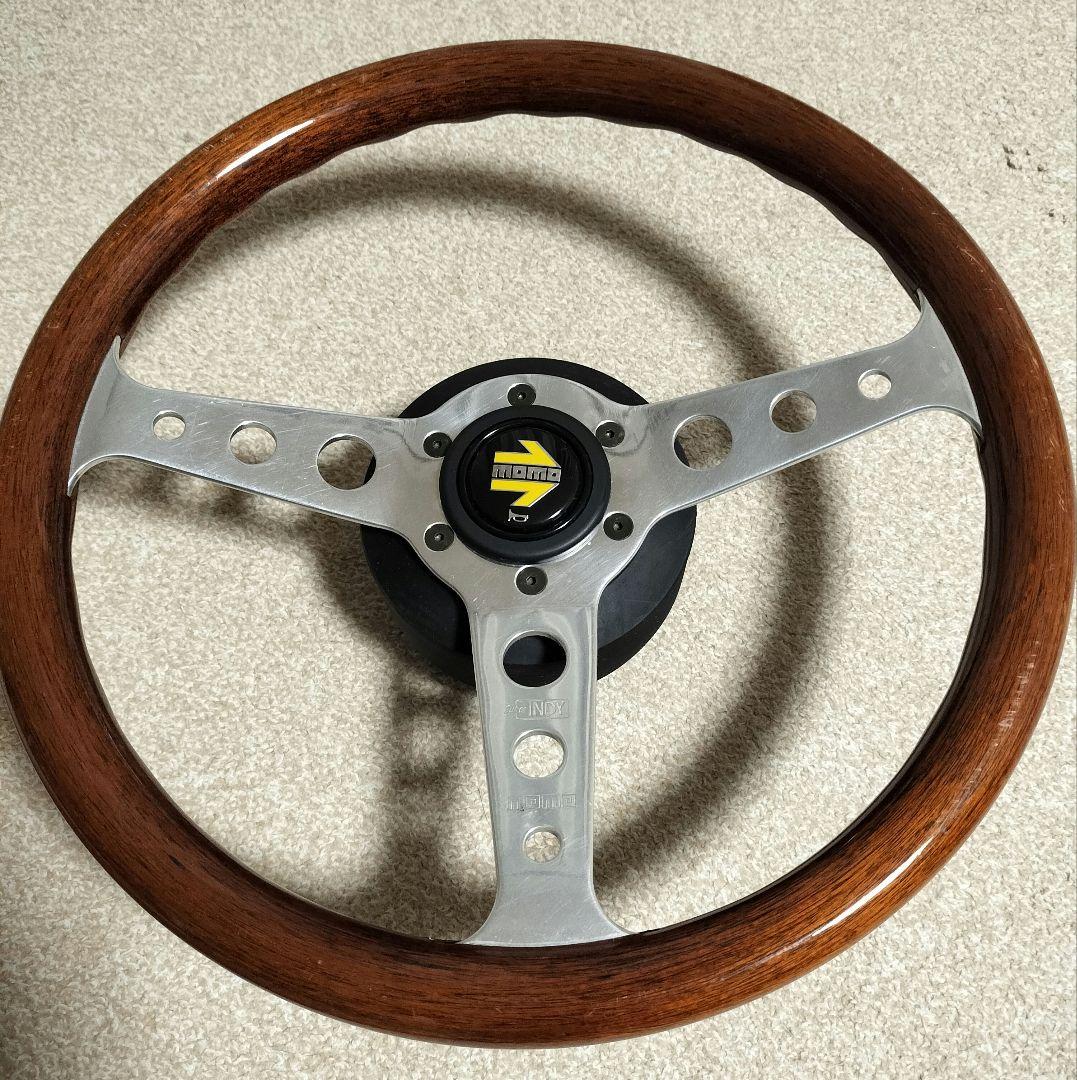 MOMO ウッド ステアリング INDY モモ　ITALY07-96ボス付き