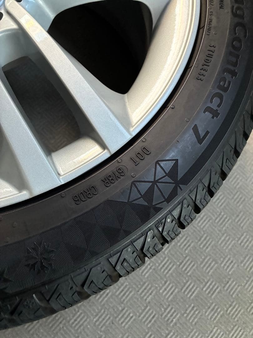 スタッドレス　コンチネンタル　ホイールセット　メルセデスベンツEクラスW212