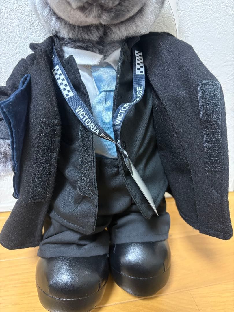 警察ぬいぐるみ　メルボルン　私服刑事バージョン