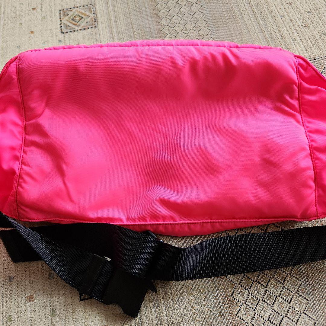 セール　PRADA ウエストポーチ　ボディバッグ