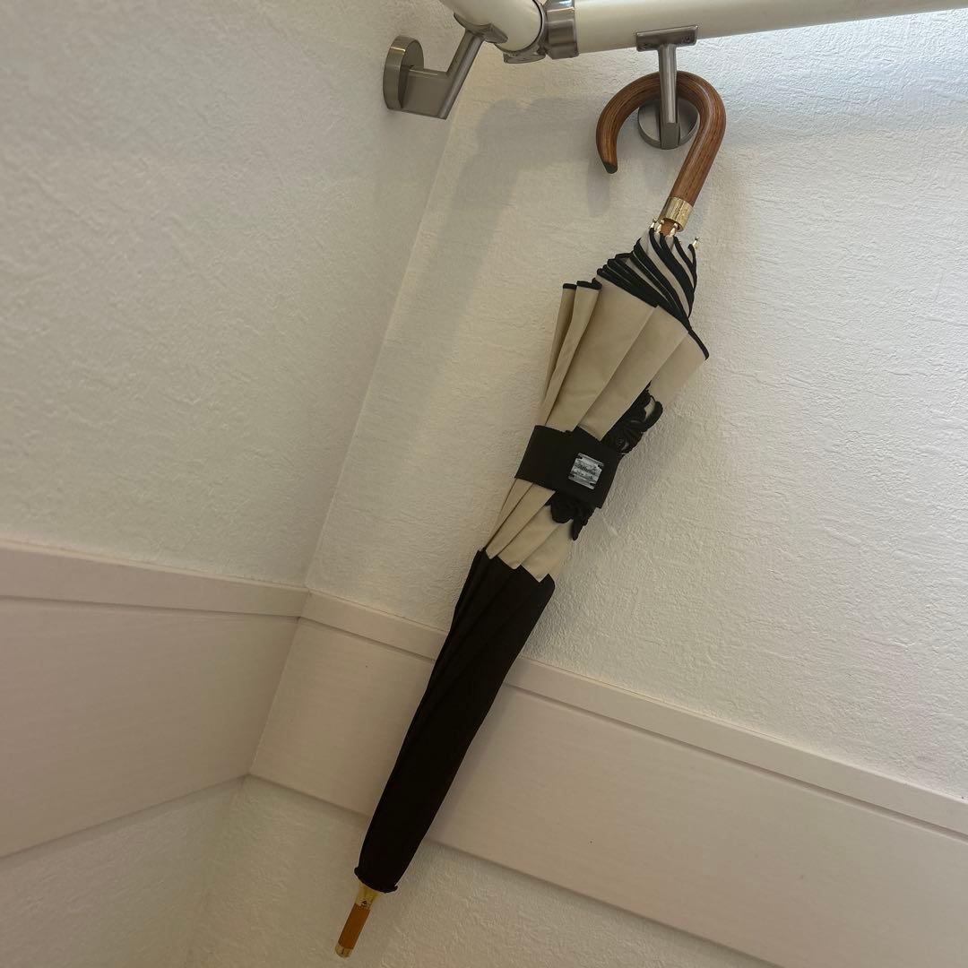 お値下げ　新品　アシーナニューヨーク　日傘　レース　フラワー