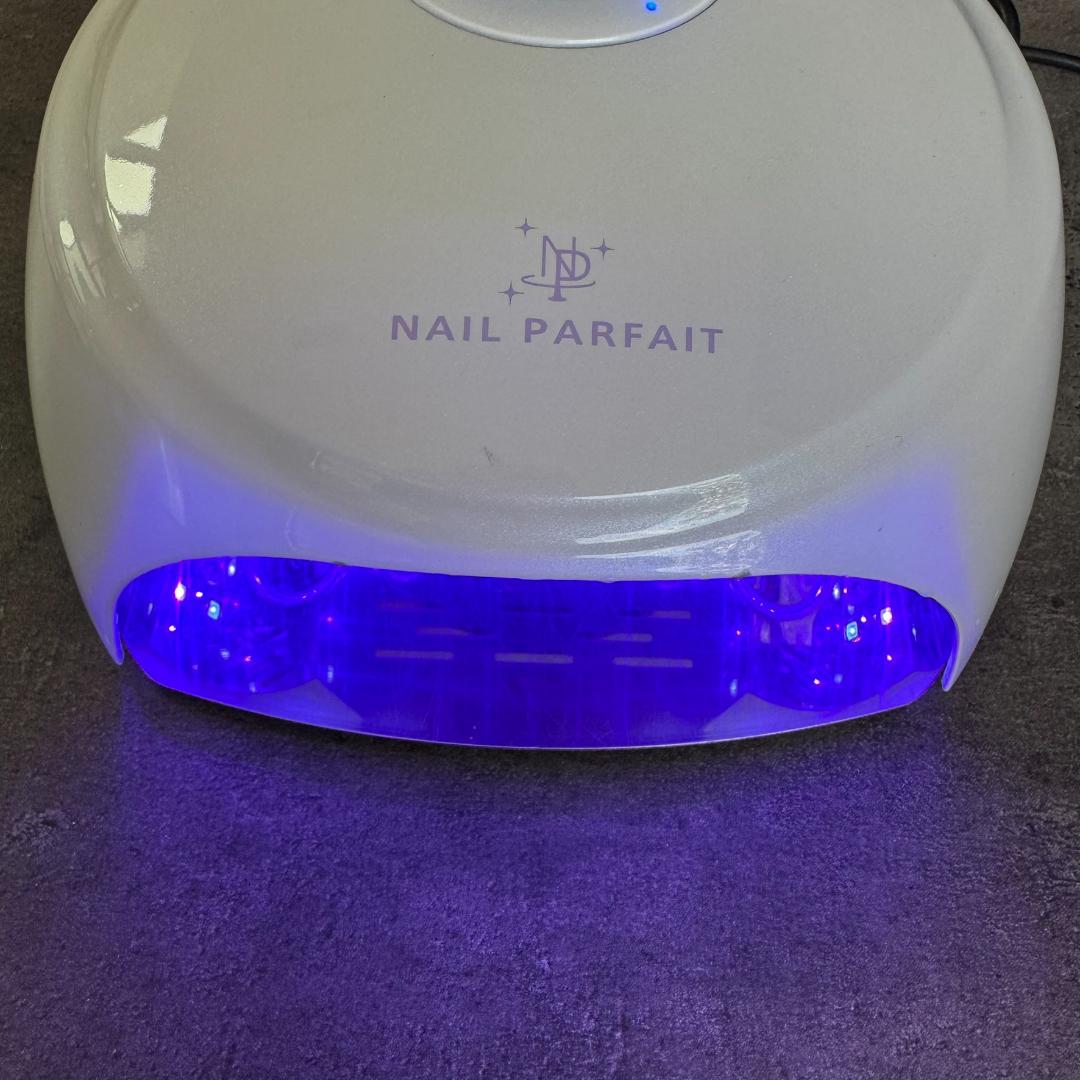 【良品】ネイルパフェ コードレスLED＆UVライトプラス
