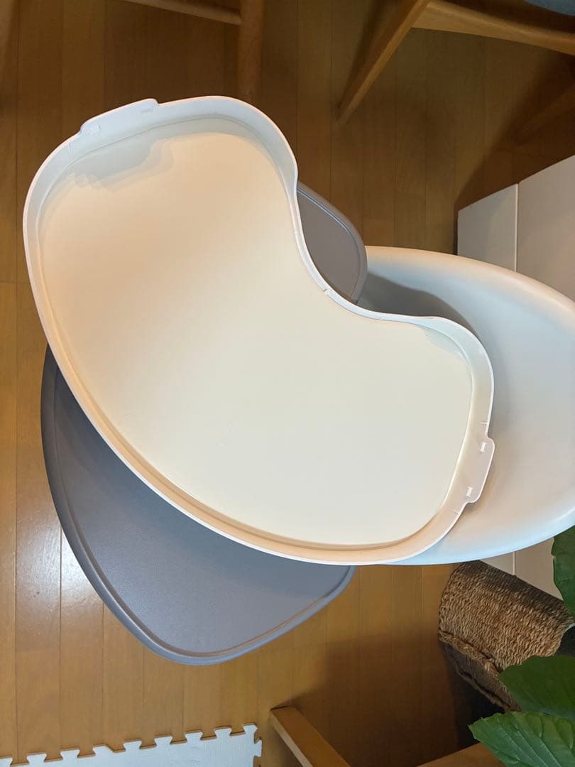 【ベビービョルン】ハイチェア　グレー