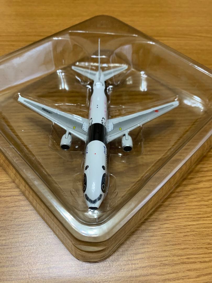 ANA FLY!パンダ　フライパンダ　飛行機模型　ボーイング767-300