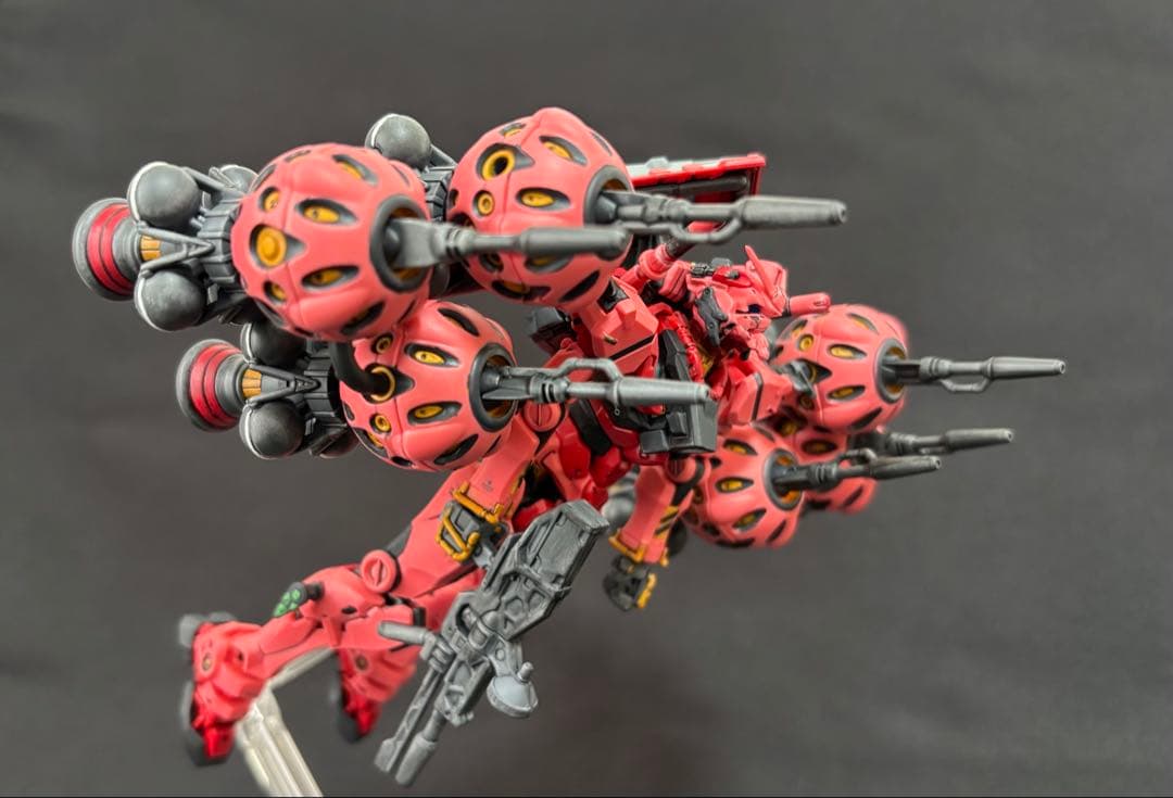 HG赤いガンダム完成品（ビット6個付き・部分塗装・つや消しトップコート仕上げ）