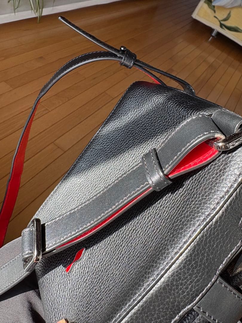 スタッズデザイン ショルダーバッグ