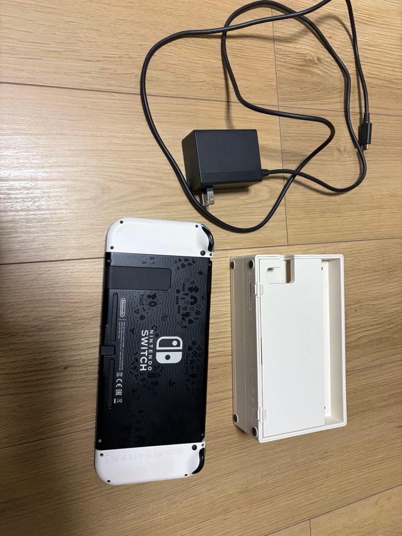 Nintendo Switch 本体 どうぶつの森　※バッテリー劣化有