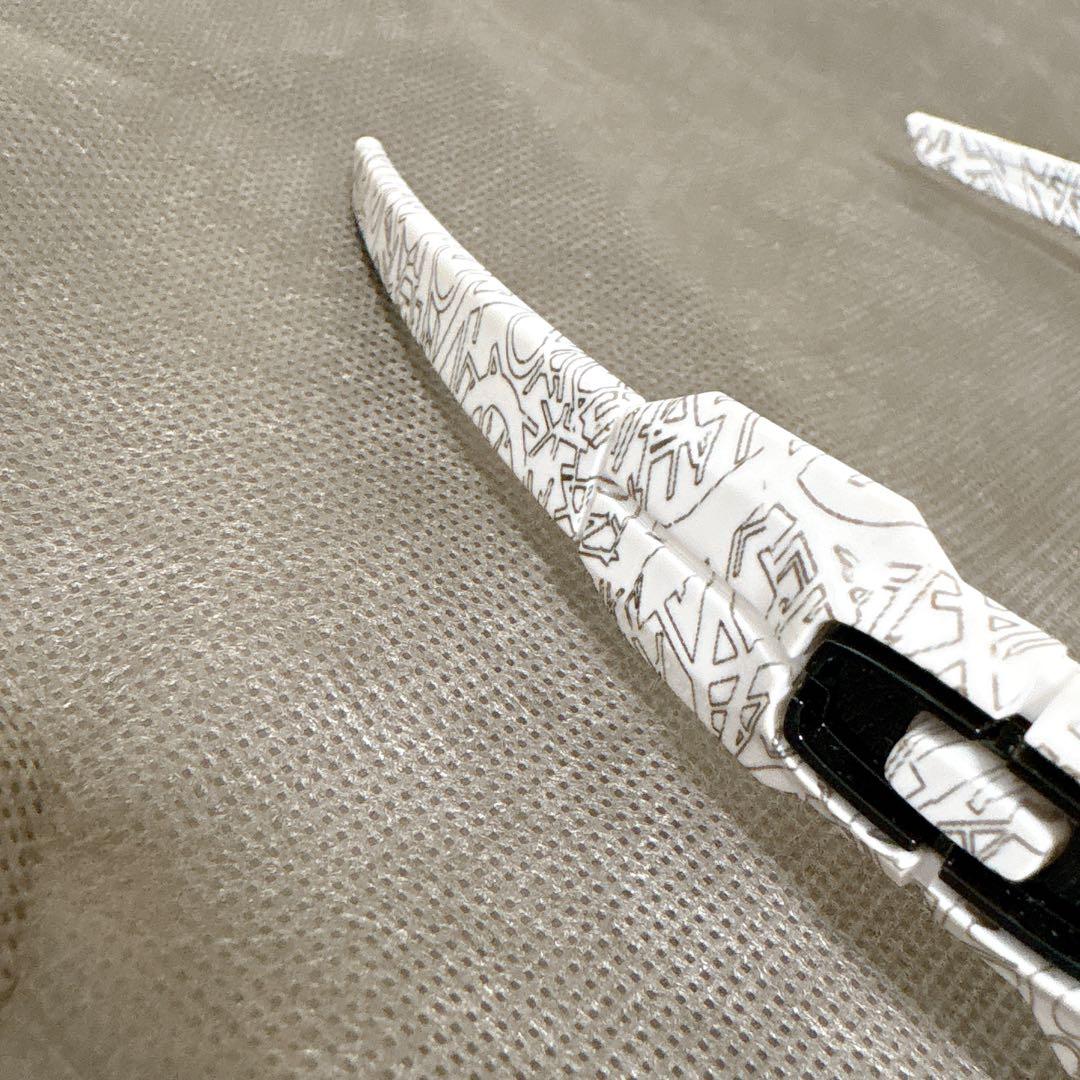 美品　オークリー　Oakley スポーツサングラス ホワイト/ブラック　袋付き